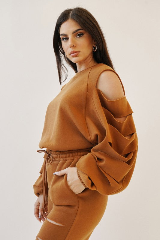 Slashed sleeves fleece sweatshirt